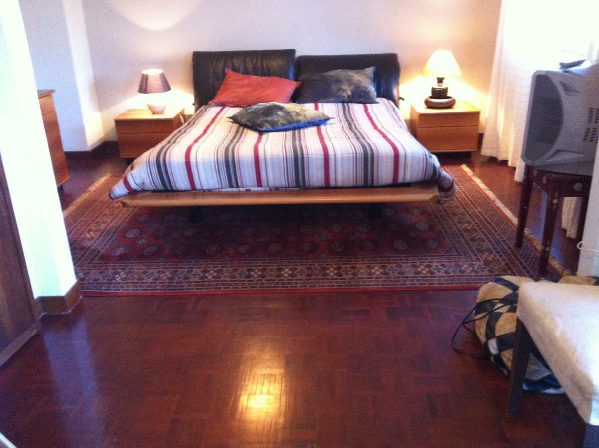 Traditional Villa In S Pedro , Estoril Alapraia Extérieur photo